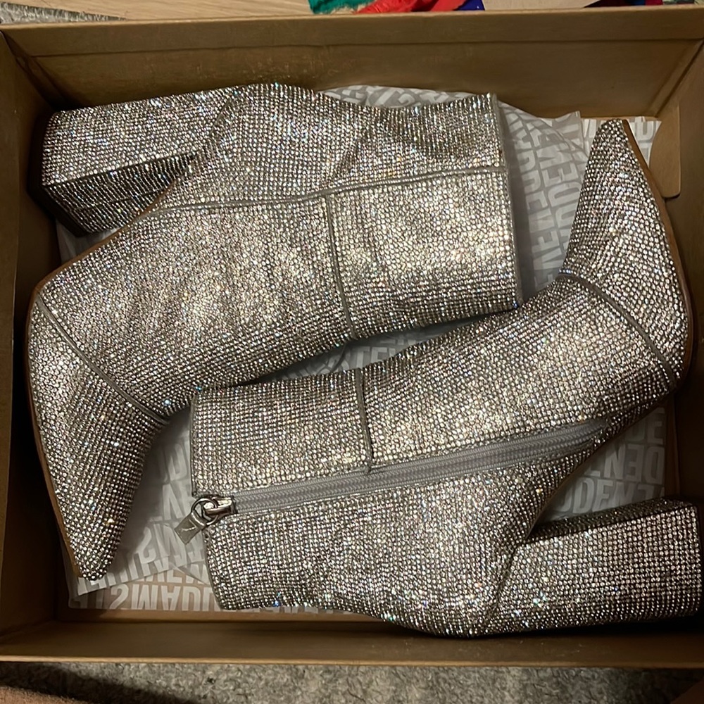 Steve Madden Nola Rhinestone heals
